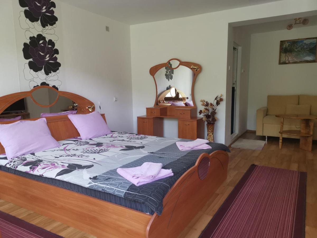 Guest House Milka Ягодина Экстерьер фото